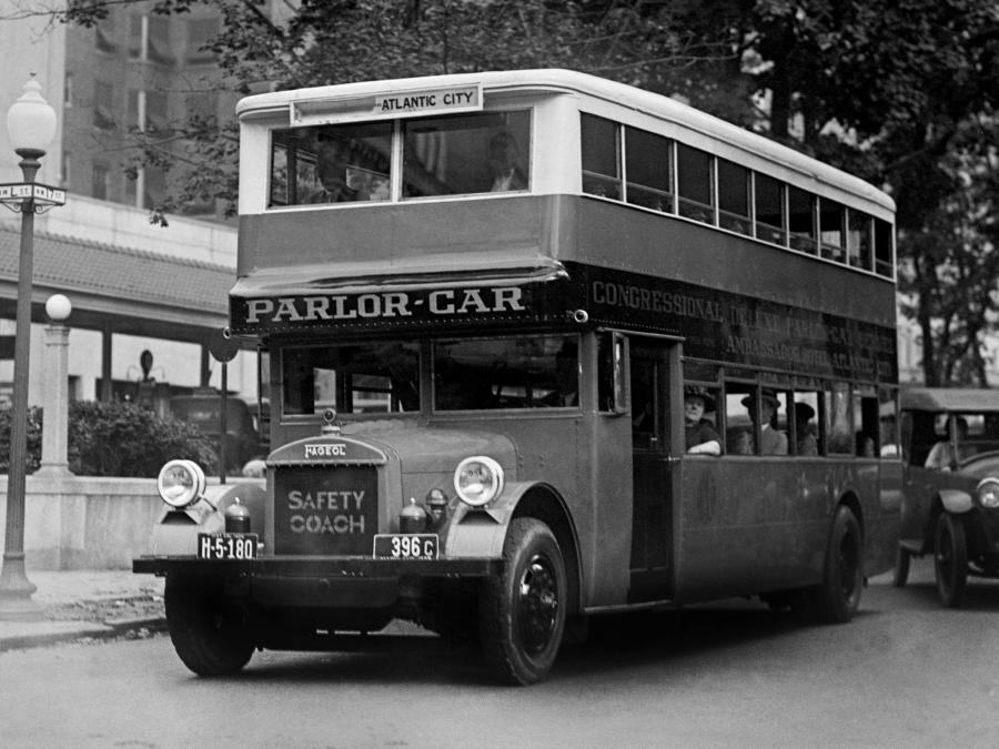  Fageol Double Deck Safety Coach 1921 года  (фото 3 из 5)